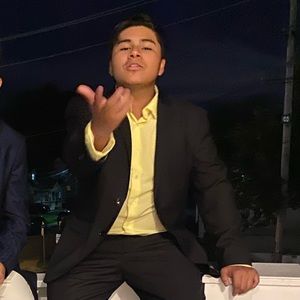 Meet your Posher, Daniel